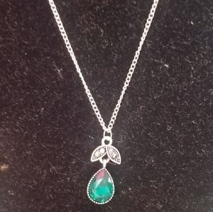 Green gemstone necklace